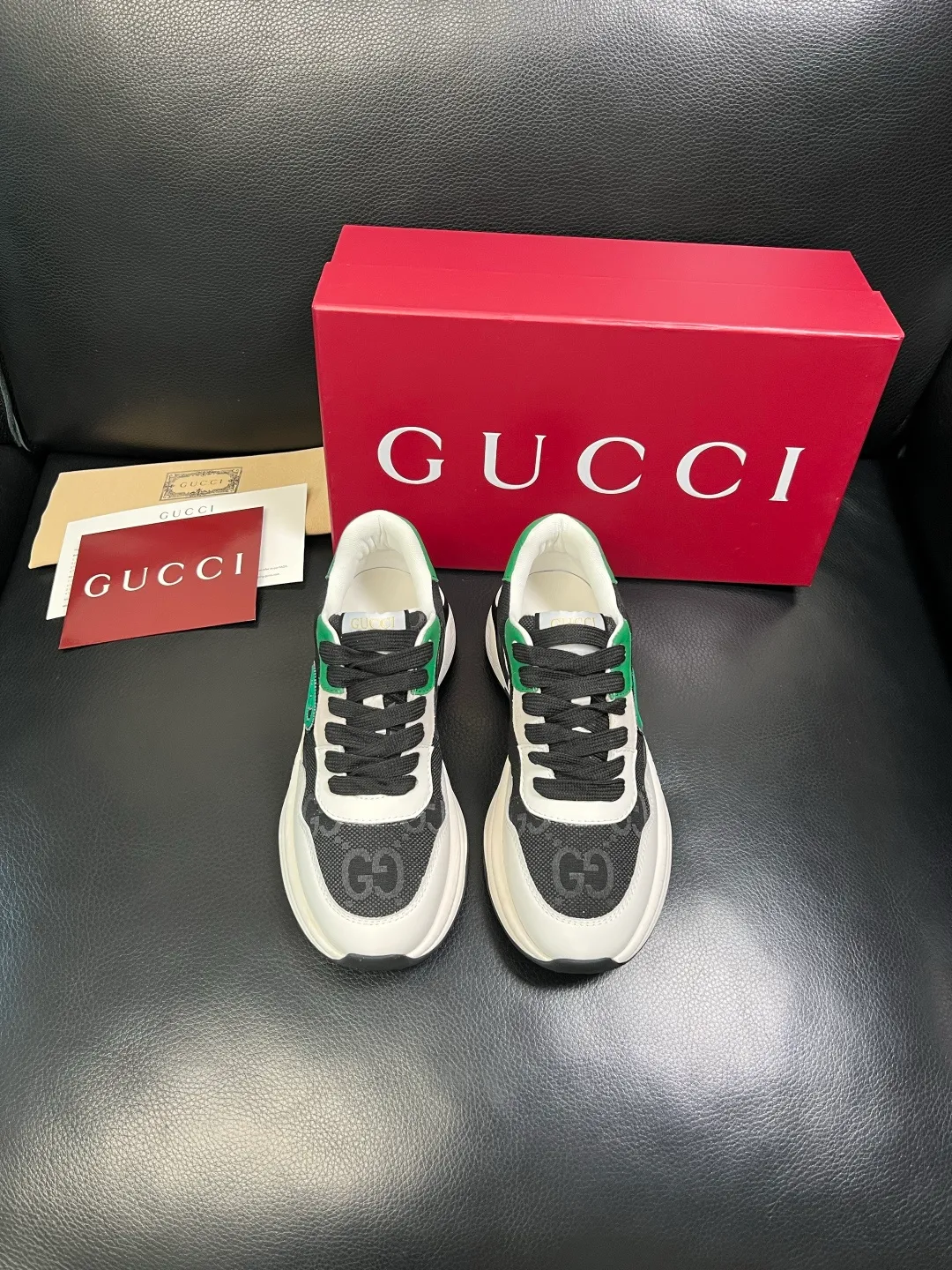 Men's shoes 💰800 Gucci top purchasing Gucci counter new model, original factory configuration imported cowhide from Italy with printed fabric, imported cowhide lining, breathable and comfortable, sole: original factory special sole is super comfortable, original factory and single goods are high quality, welcome to compare, code number 38-44 (customized 45)